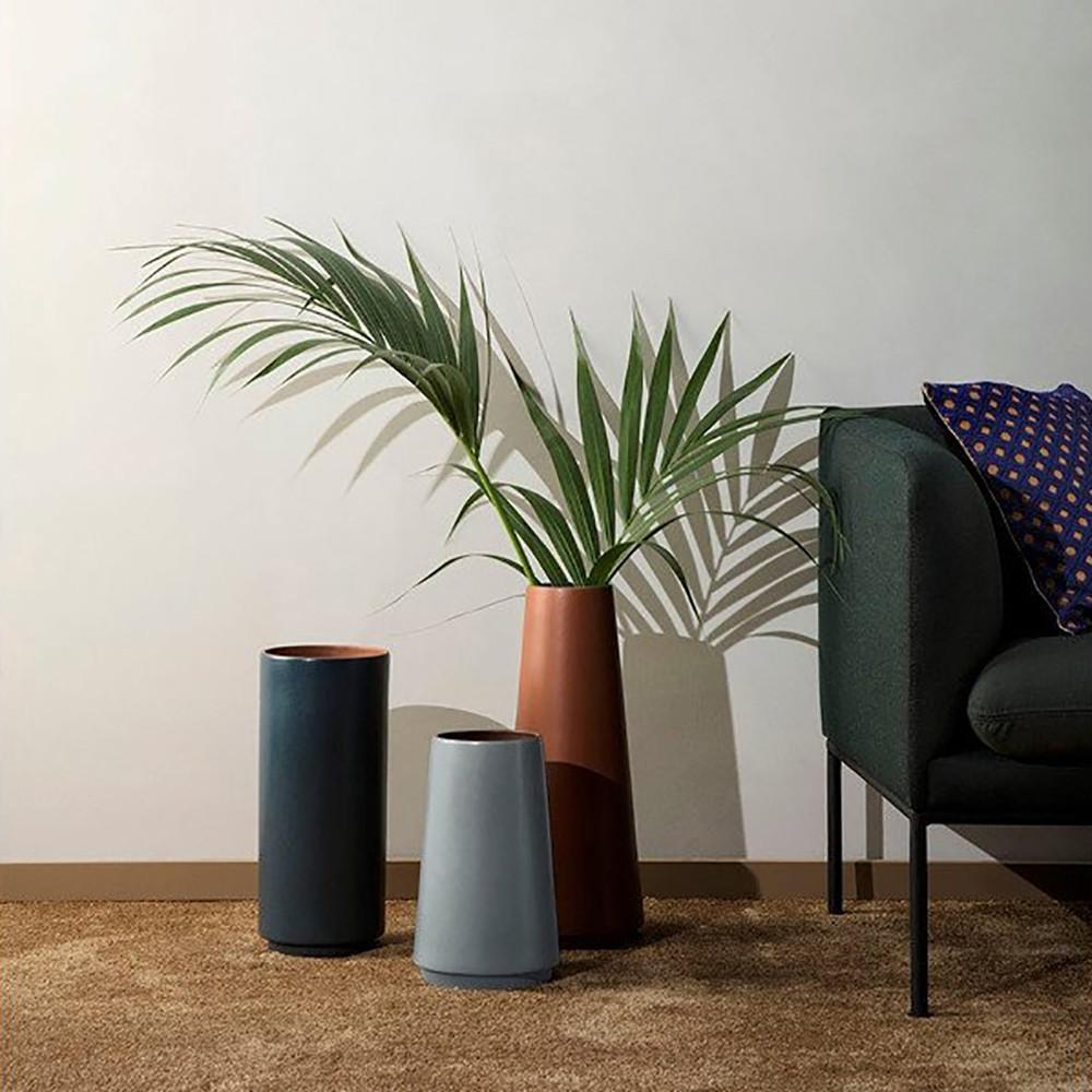 Dual Floor Vase - Large - Hyper